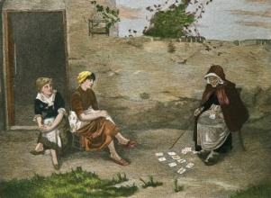 C054 - Fortune Teller (Small)
